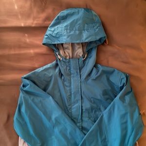 Lightweight Water-Resistant Hooded Jacket/Windbreaker